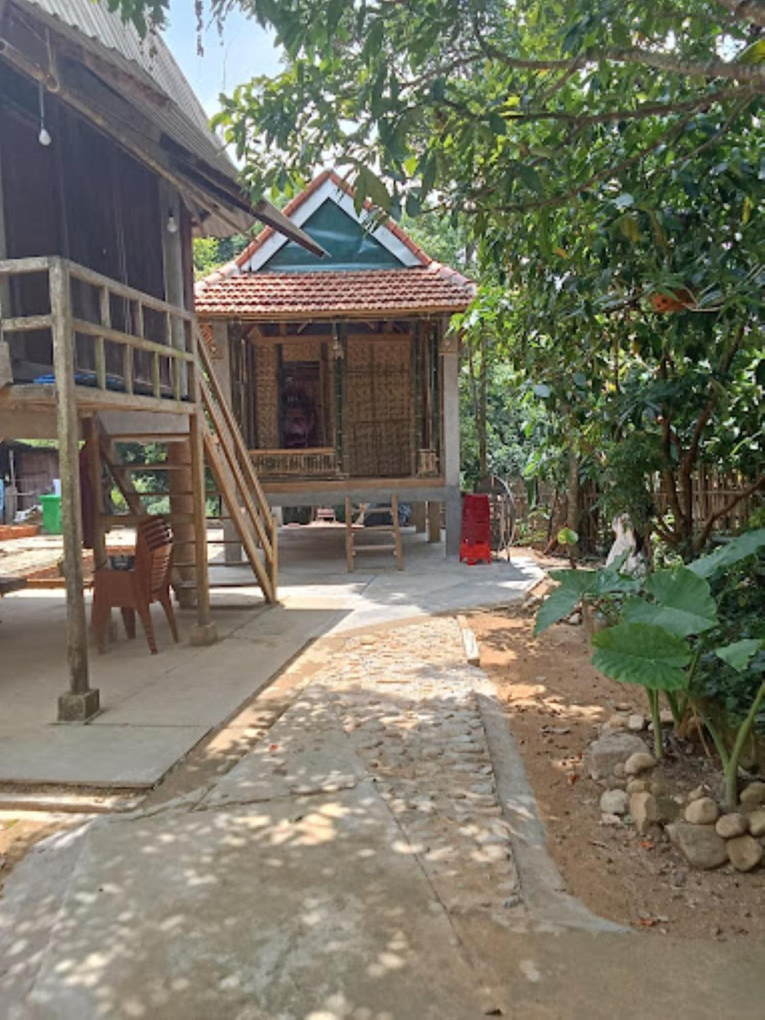 Homestay Ho Son - Thac Anor A Luoi Εξωτερικό φωτογραφία